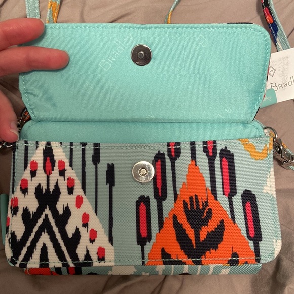 NWT Vera Bradley phone wallet/purse - Picture 2 of 4